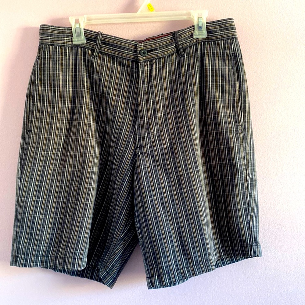 Perry Ellis Cottons Flat Front Men’s Shorts Size 34W